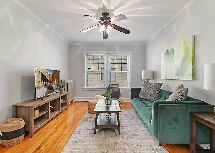 1br Beautifully Furnished With King-sized Bed - Marshfield W2 * Чикаго
